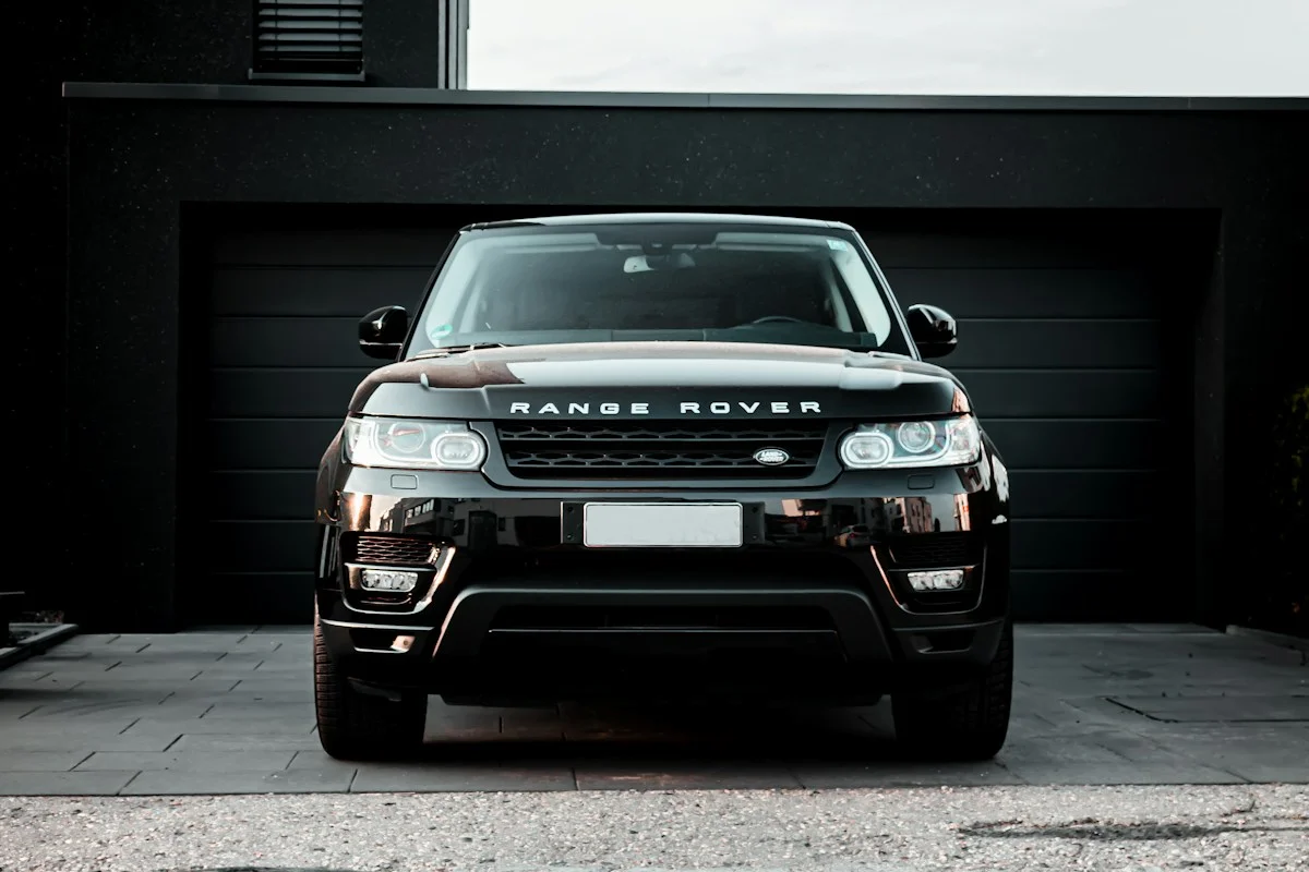 Grand Black